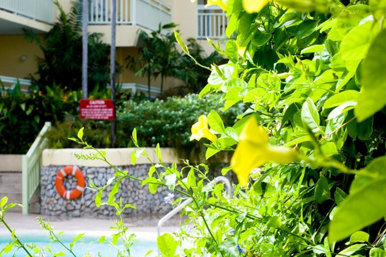 Golden Sands Hotel Крайст-Черч Экстерьер фото